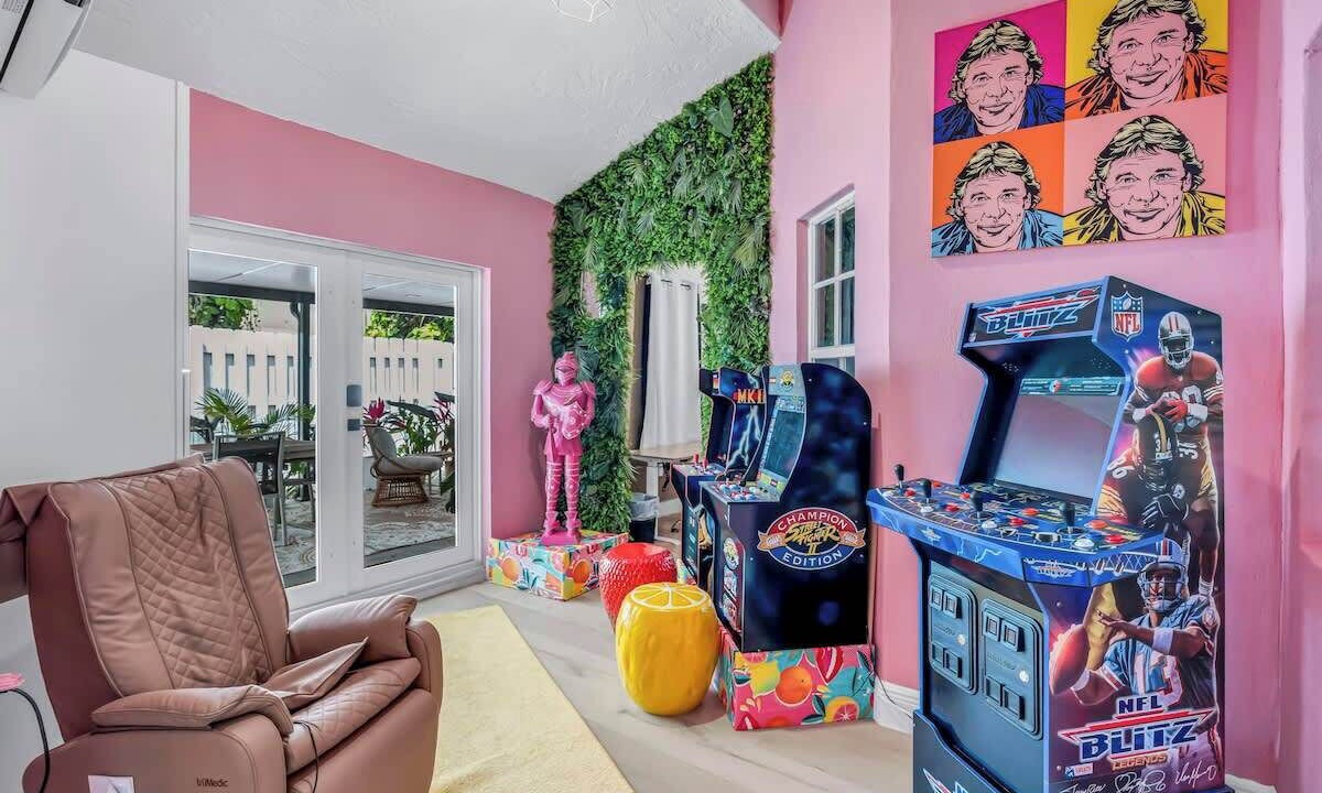 Photo of Bedroom in Sunrise