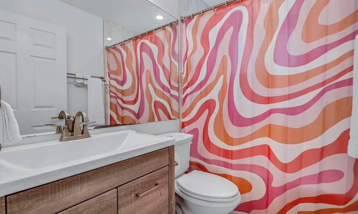 Photo of Bathroom in Sunrise