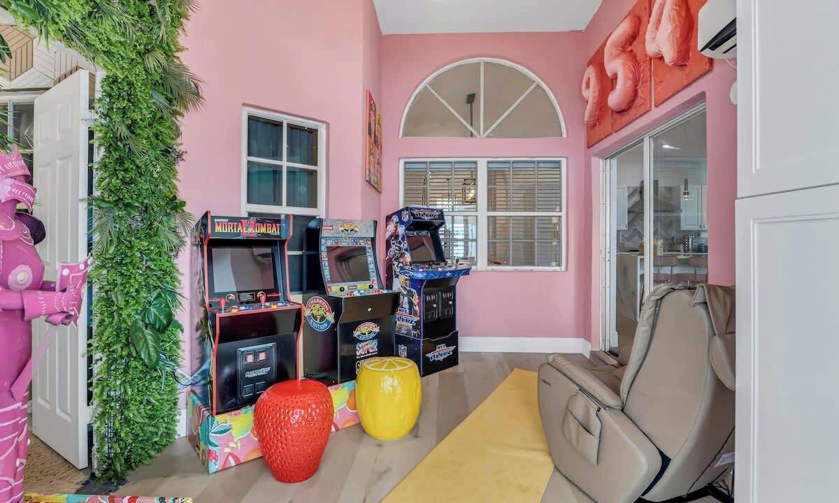 Photo of Bedroom in Sunrise