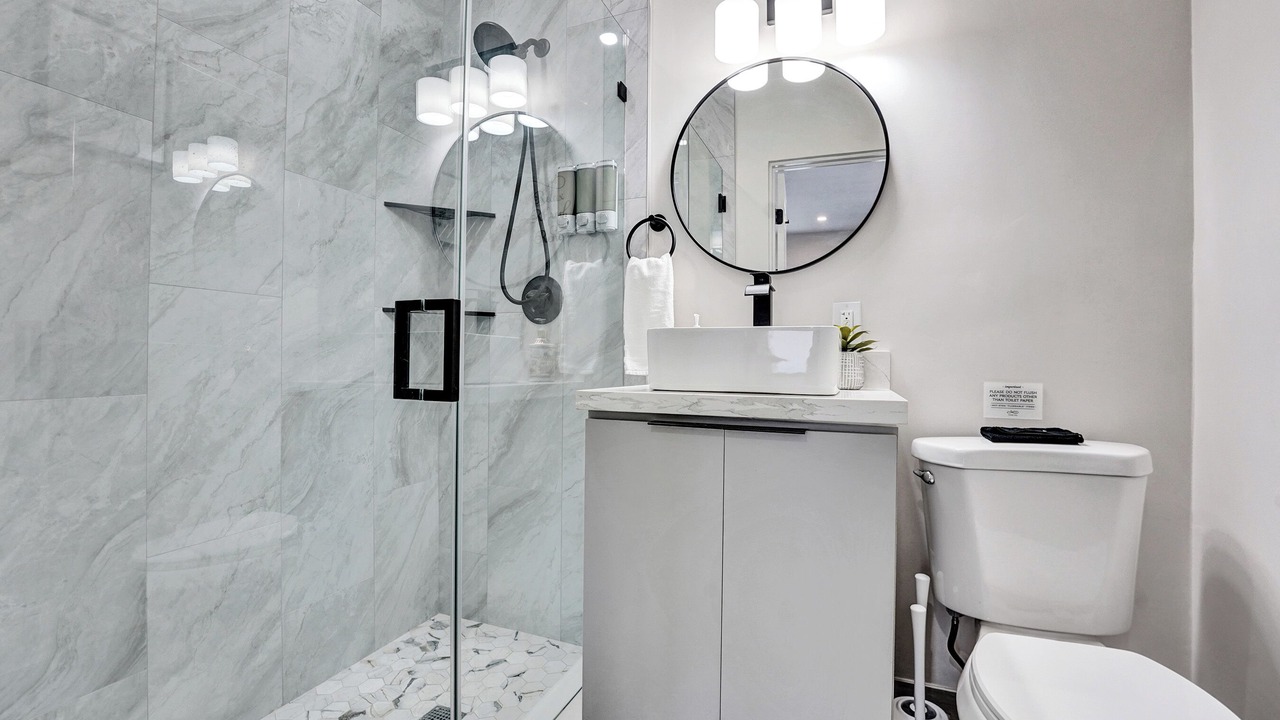 Photo of Bathroom in South Middle River