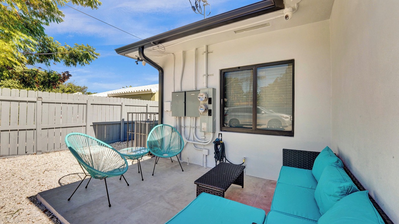 Photo of Patio Balcony in South Middle River