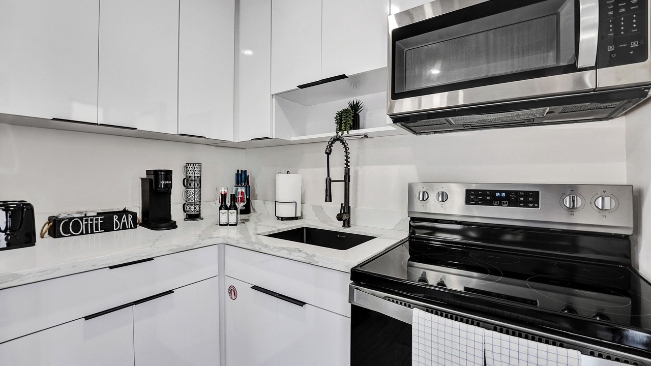 Photo of Kitchen in South Middle River
