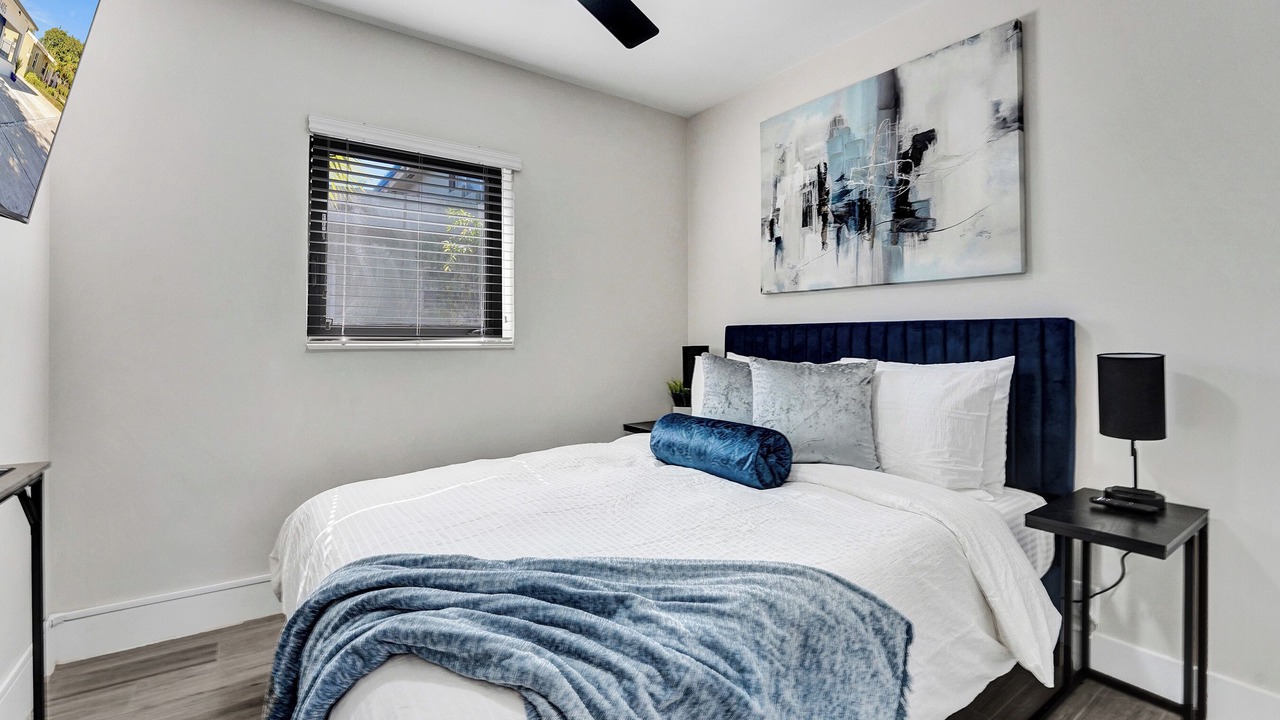 Photo of Bedroom in South Middle River