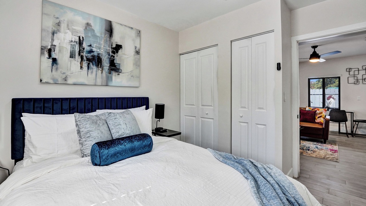 Photo of Bedroom in South Middle River