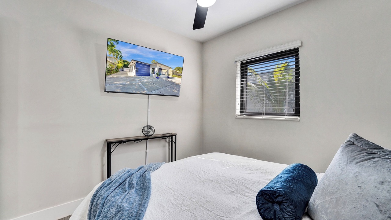 Photo of Bedroom in South Middle River