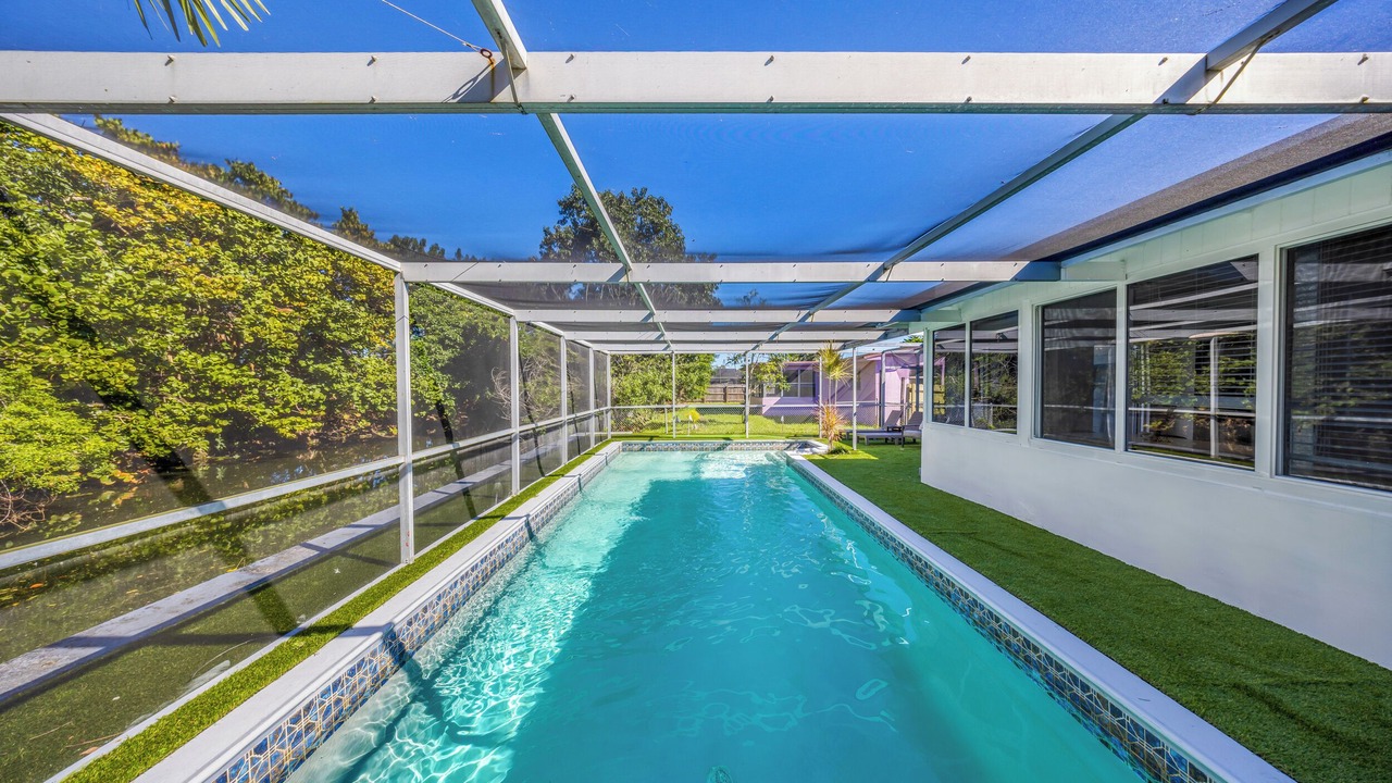 Photo of Outdoor in Golden Glades