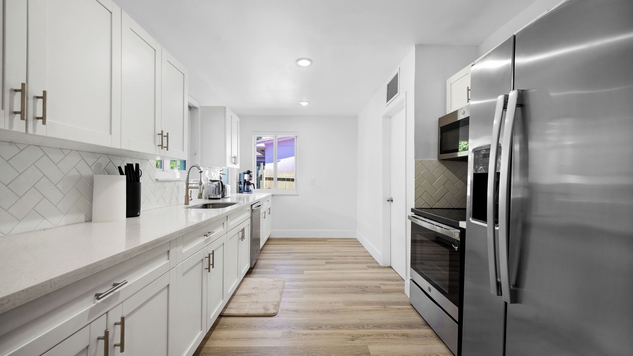 Photo of Kitchen in Golden Glades