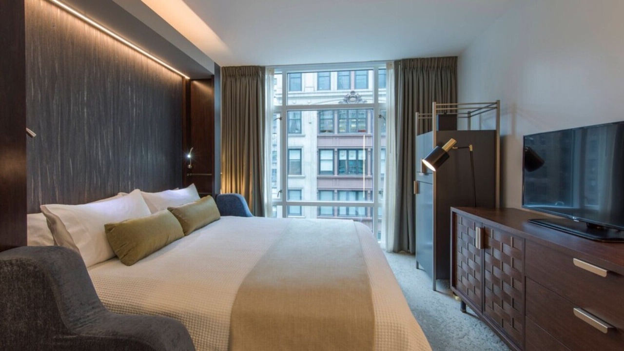 Photo of Bedroom in Midtown