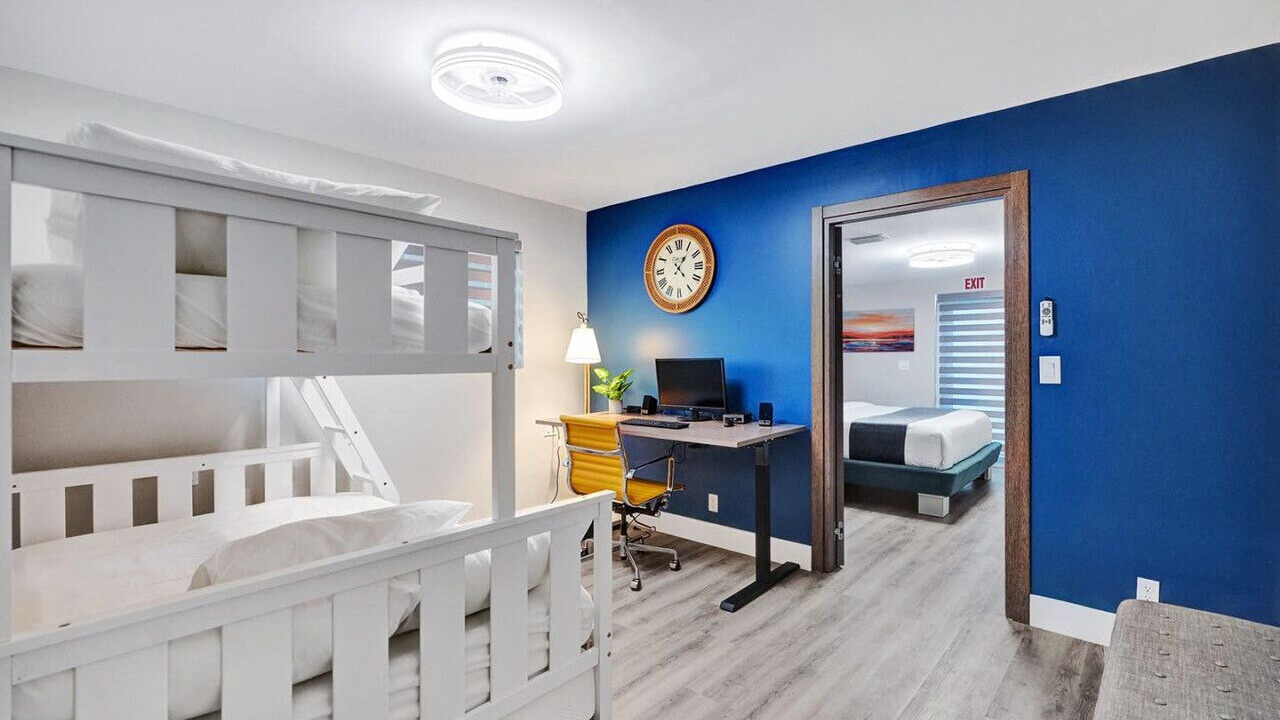 Photo of Bedroom in Dania Beach