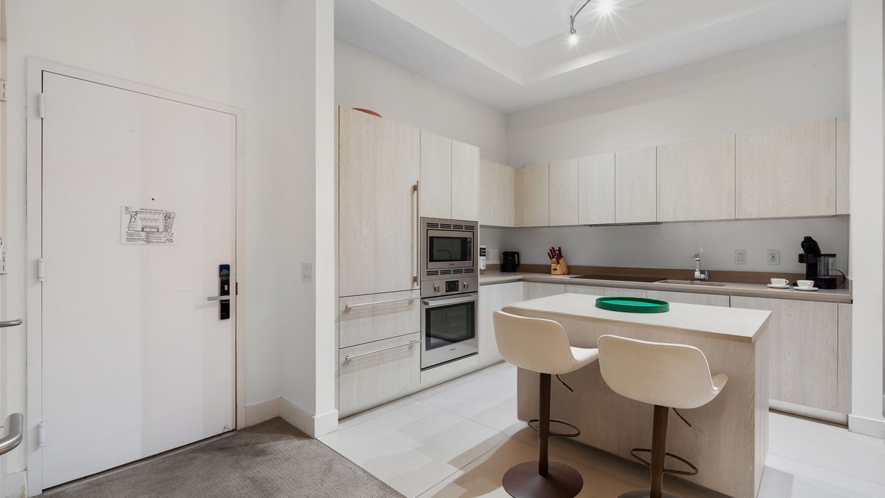 Photo of Kitchen in Hollywood South Central Beach