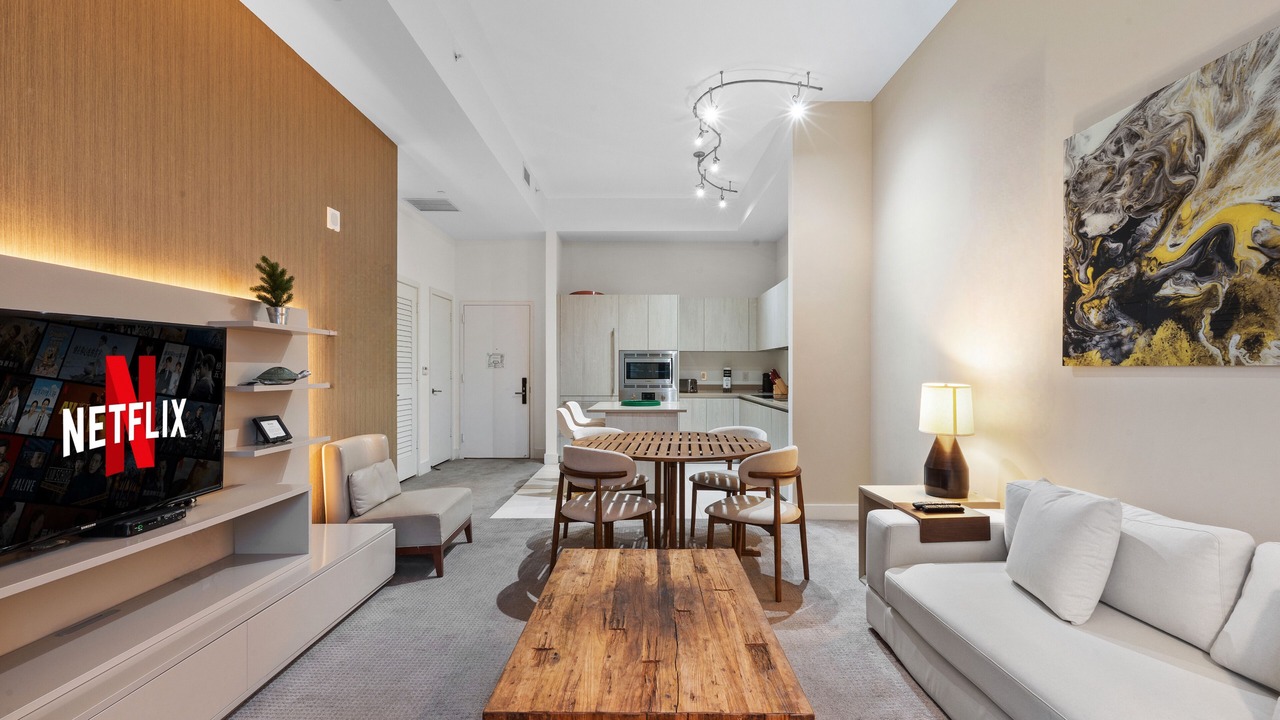 Photo of Livingroom in Hollywood South Central Beach