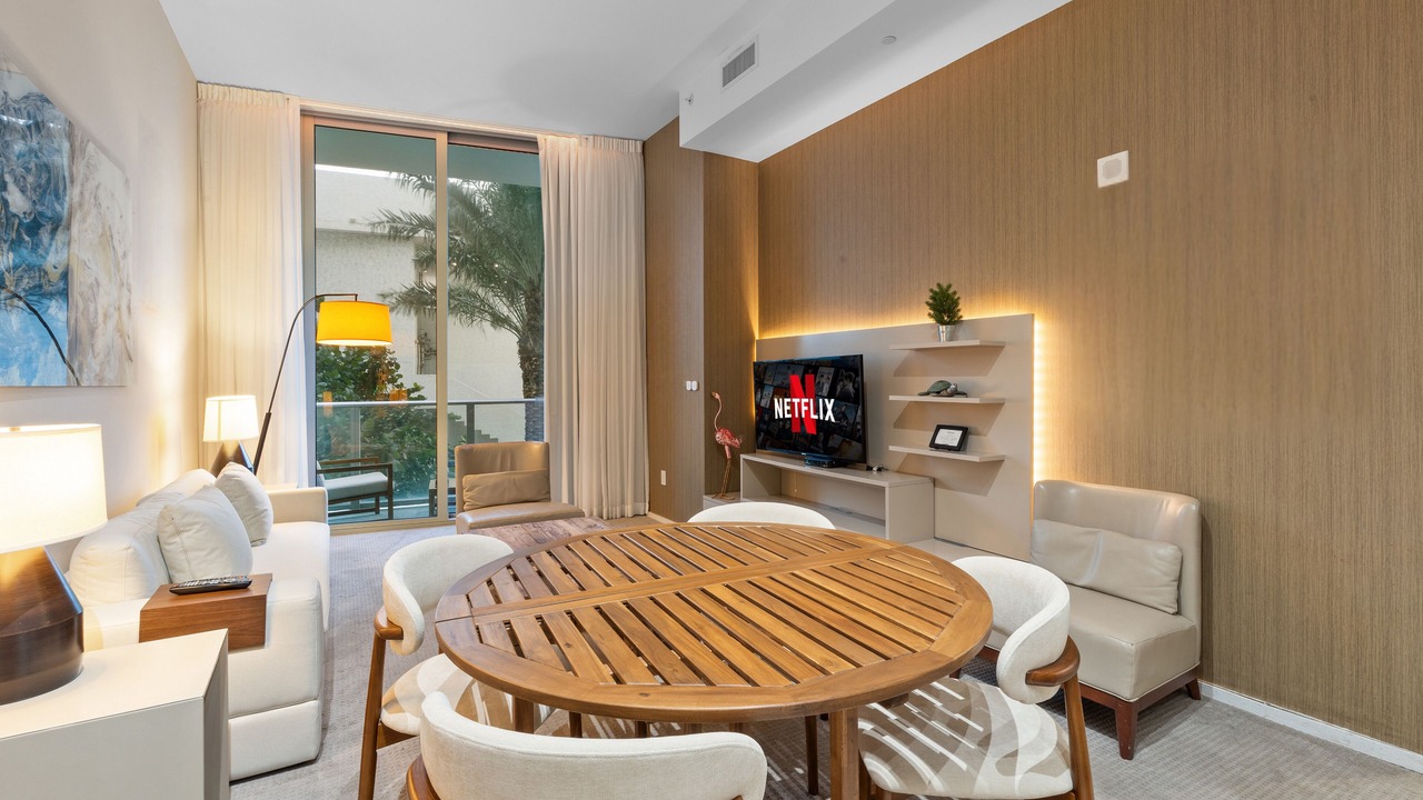Photo of Livingroom in Hollywood South Central Beach
