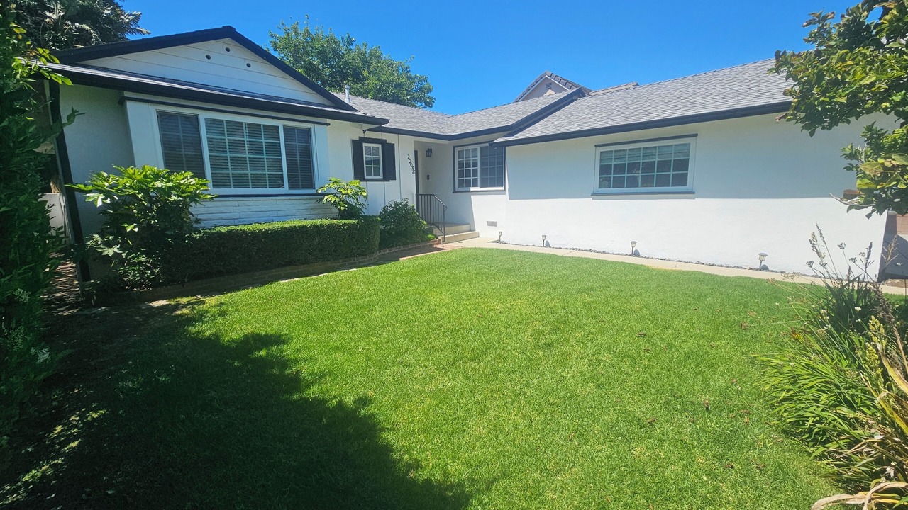 Photo of Outdoor in Woodland Hills
