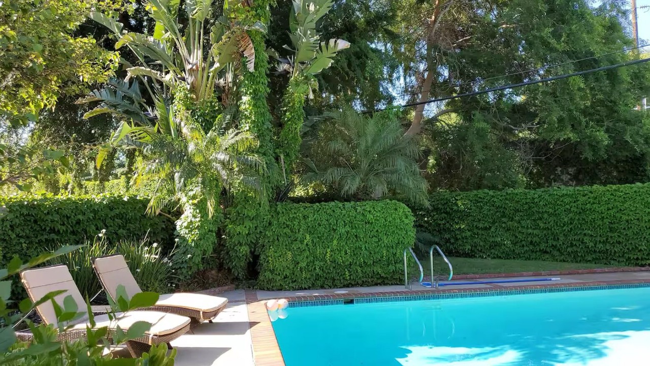 Photo of Outdoor in Woodland Hills