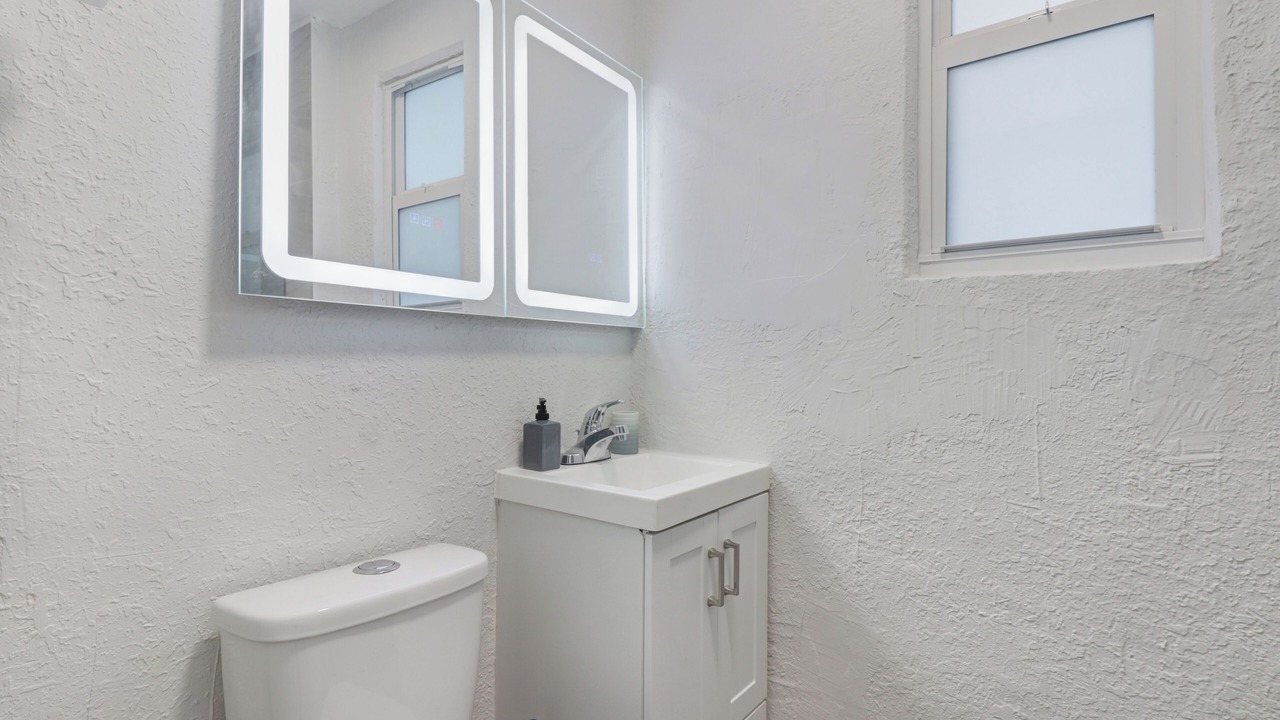 Photo of Bathroom in Miramar