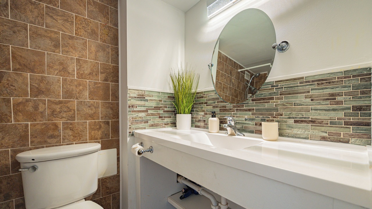 Photo of Bathroom in Galt Mile