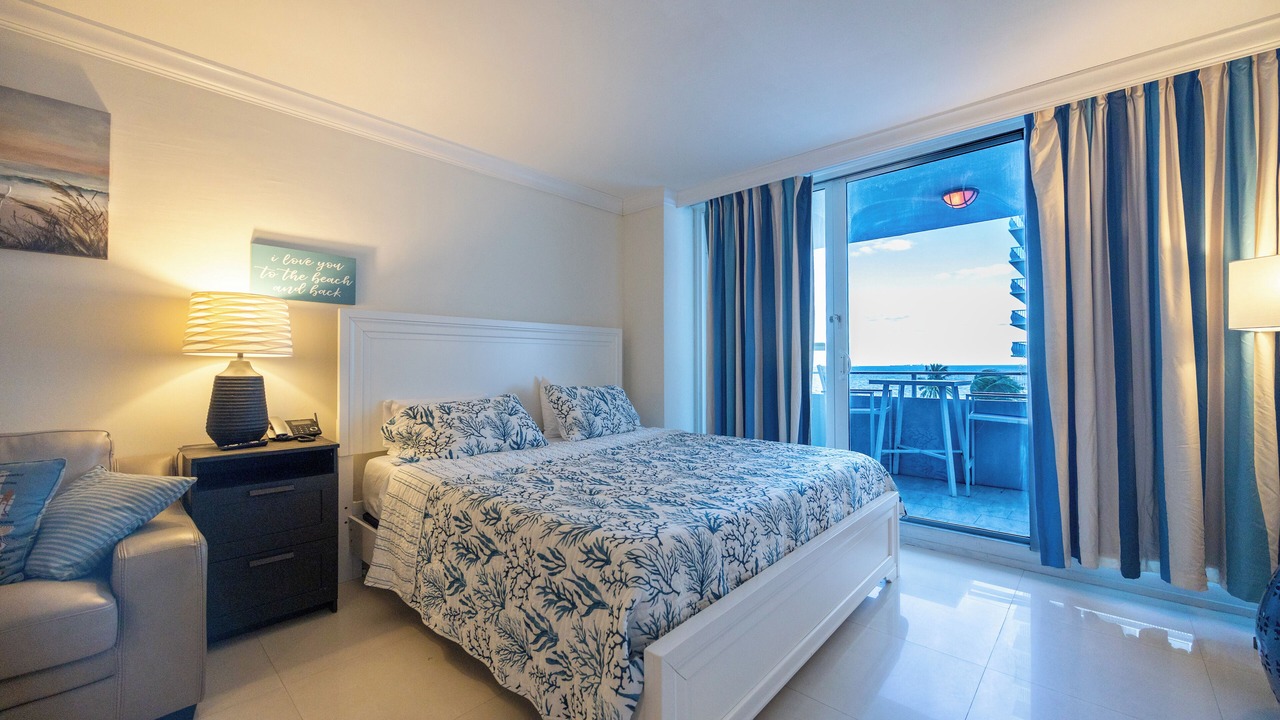 Photo of Bedroom in Galt Mile