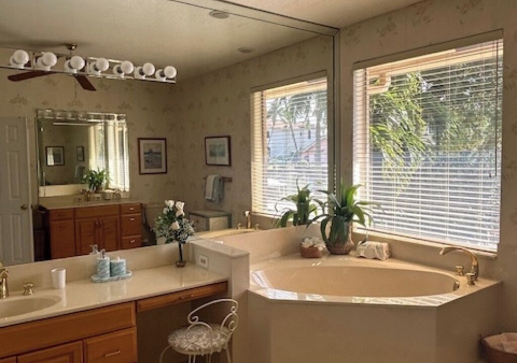 Photo of Bathroom in Lighthouse Point