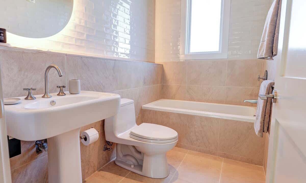 Photo of Bathroom in North Downtown