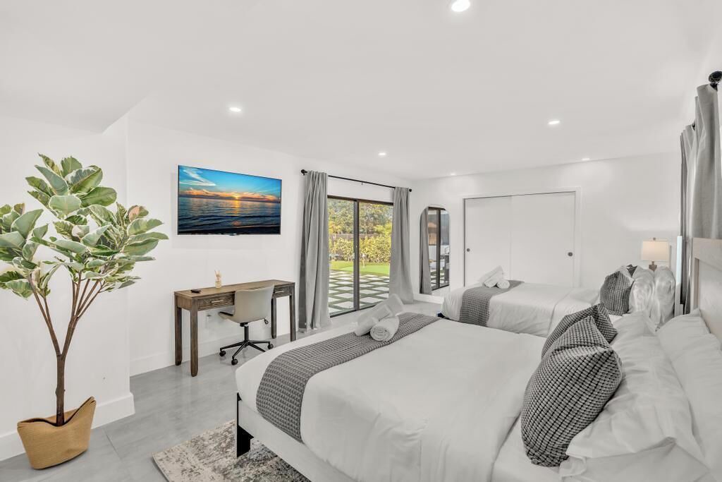 Photo of Bedroom in Hollywood Hills
