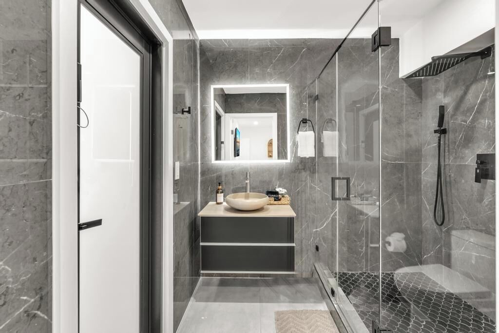 Photo of Bathroom in Hollywood Hills