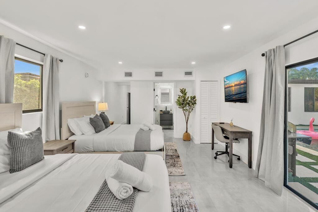 Photo of Bedroom in Hollywood Hills
