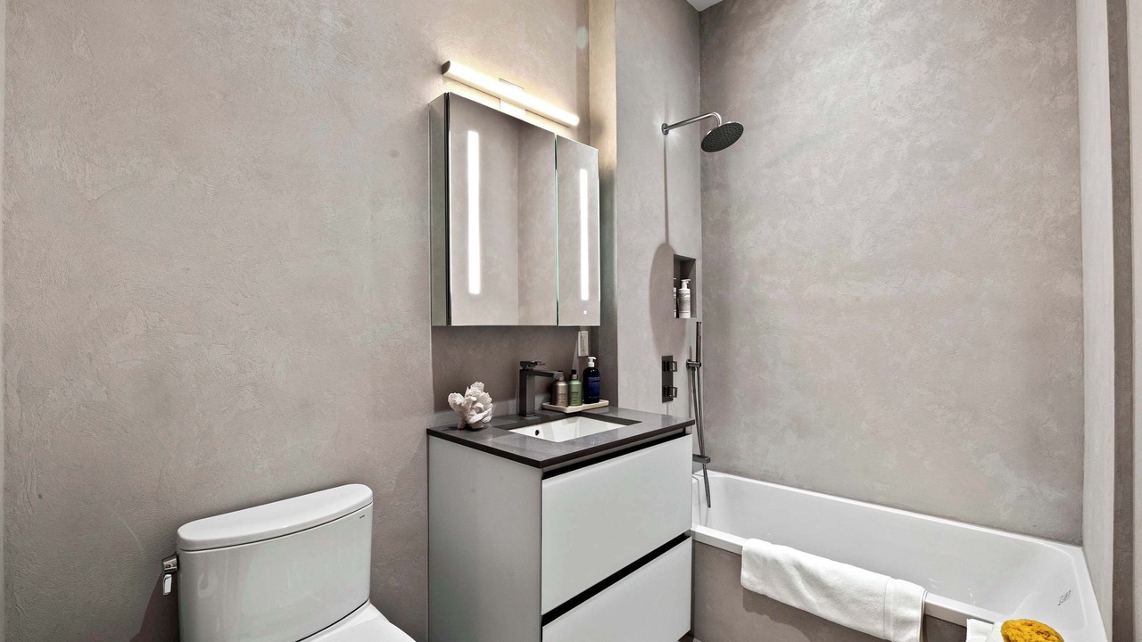 Photo of Bathroom in Bloomingdale
