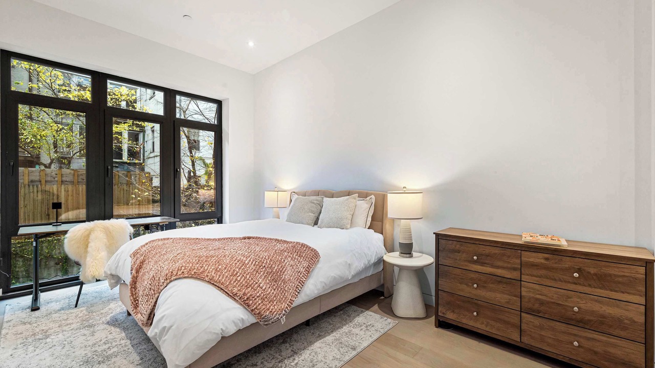 Photo of Bedroom in Bloomingdale