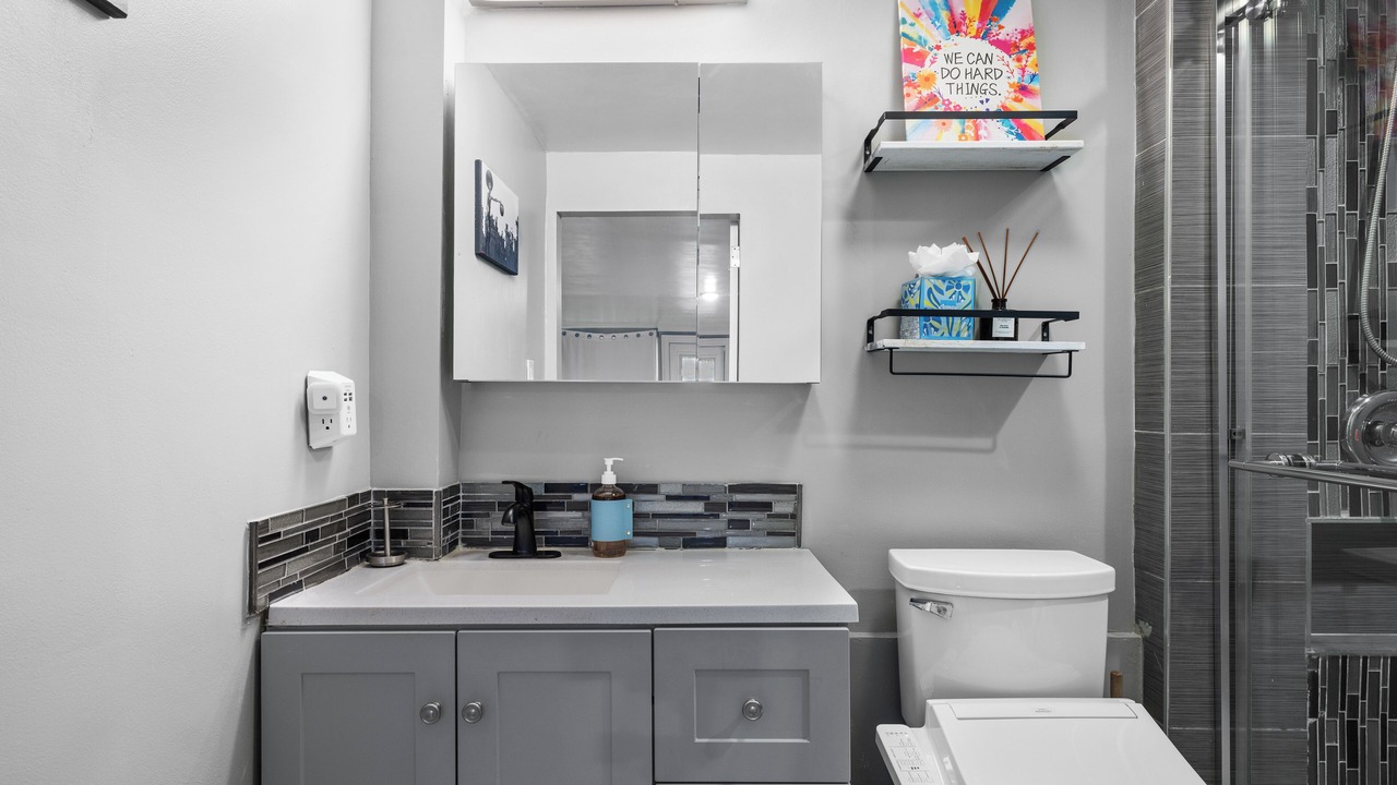 Photo of Bathroom in Middle River Terrace