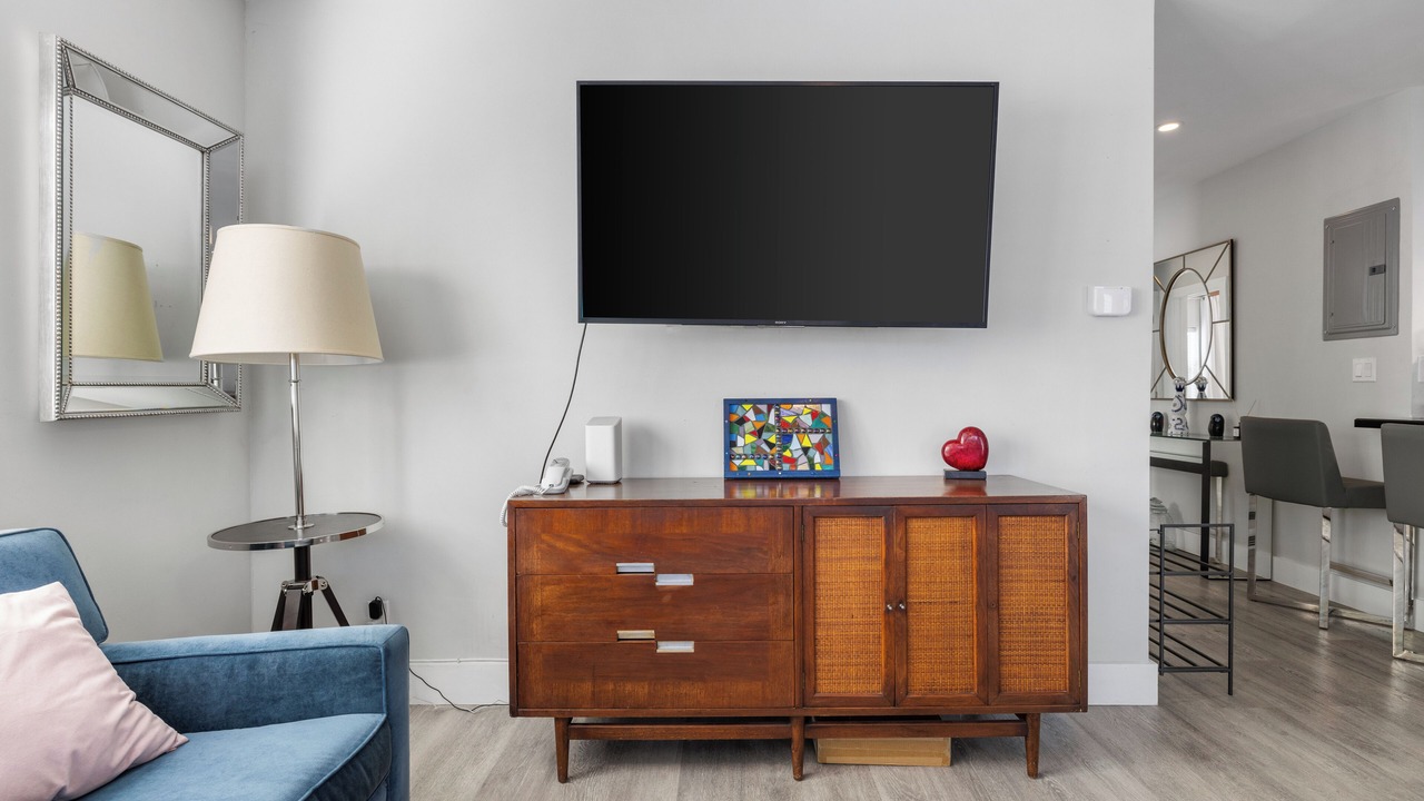 Photo of Livingroom in Middle River Terrace