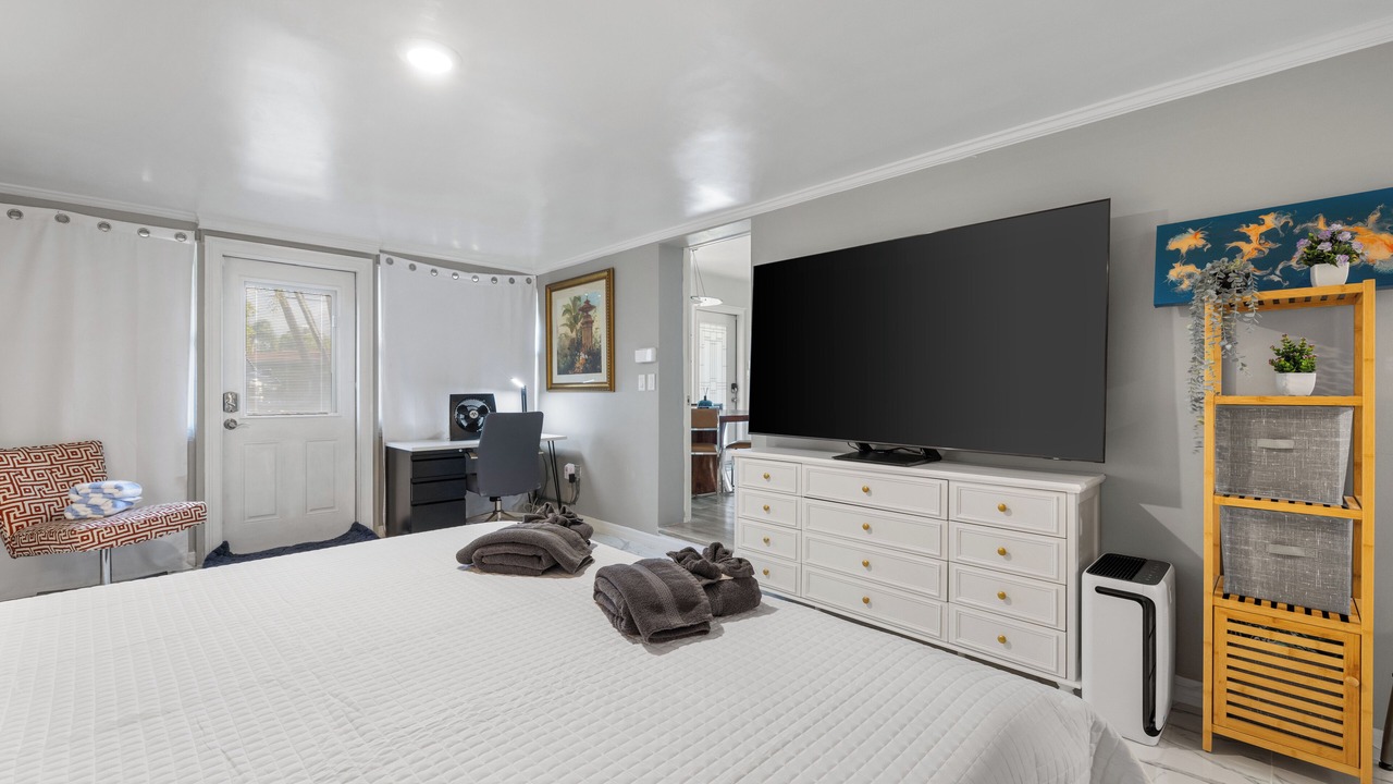Photo of Bedroom in Middle River Terrace