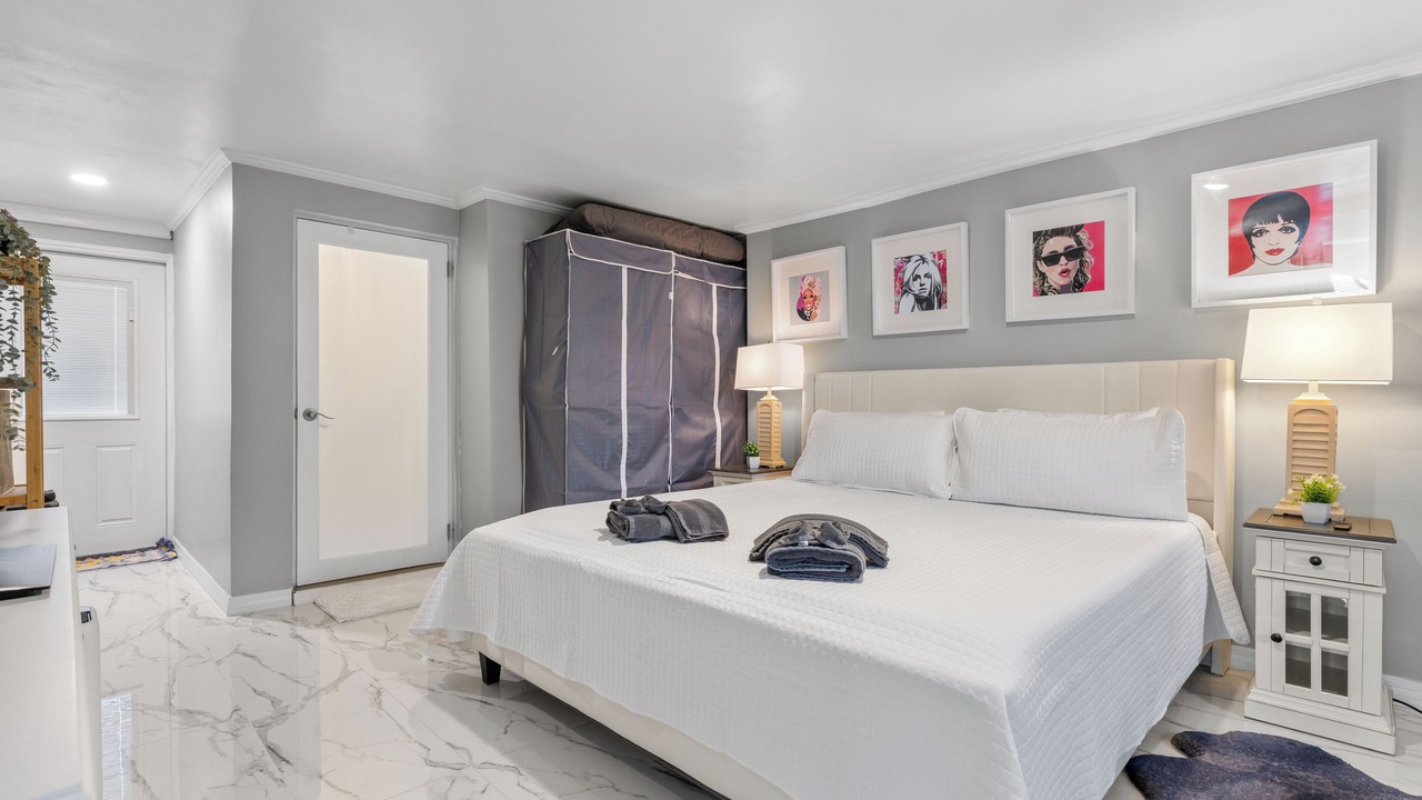 Photo of Bedroom in Middle River Terrace