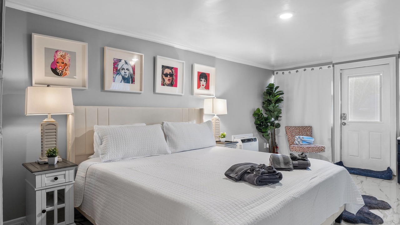 Photo of Bedroom in Middle River Terrace