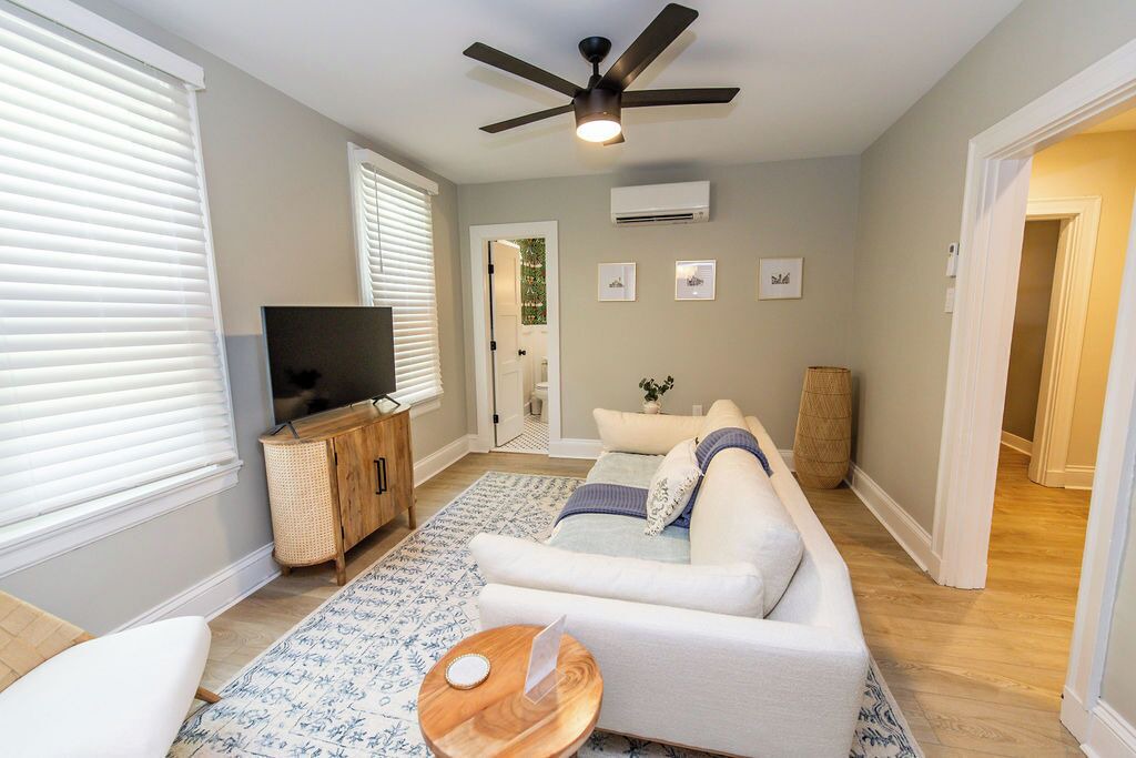 Photo of Bedroom in Murray Hill