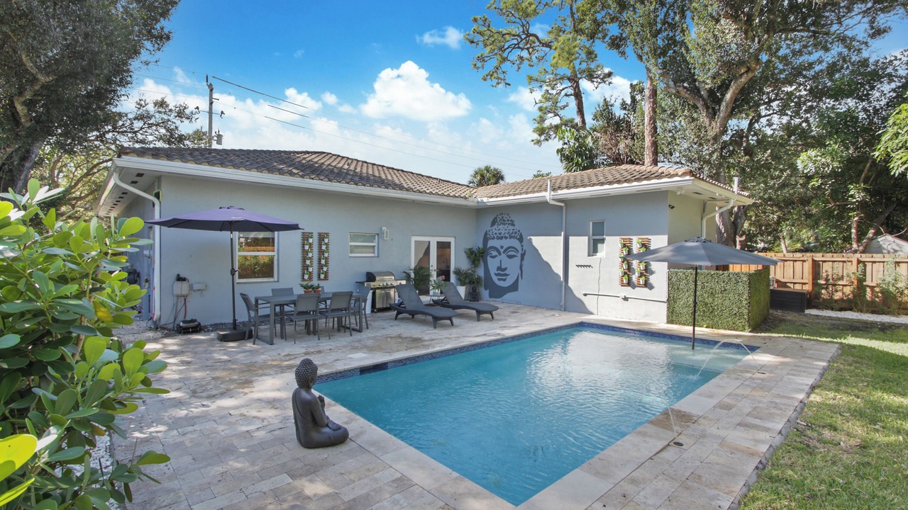 Photo of Outdoor in Shady Banks