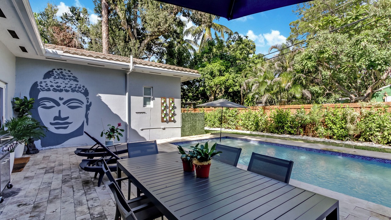 Photo of Outdoor in Shady Banks