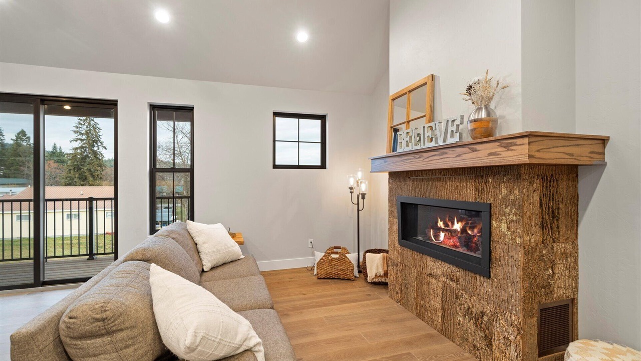 Photo of Livingroom in Lakeside