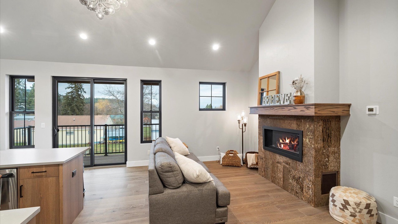 Photo of Livingroom in Lakeside
