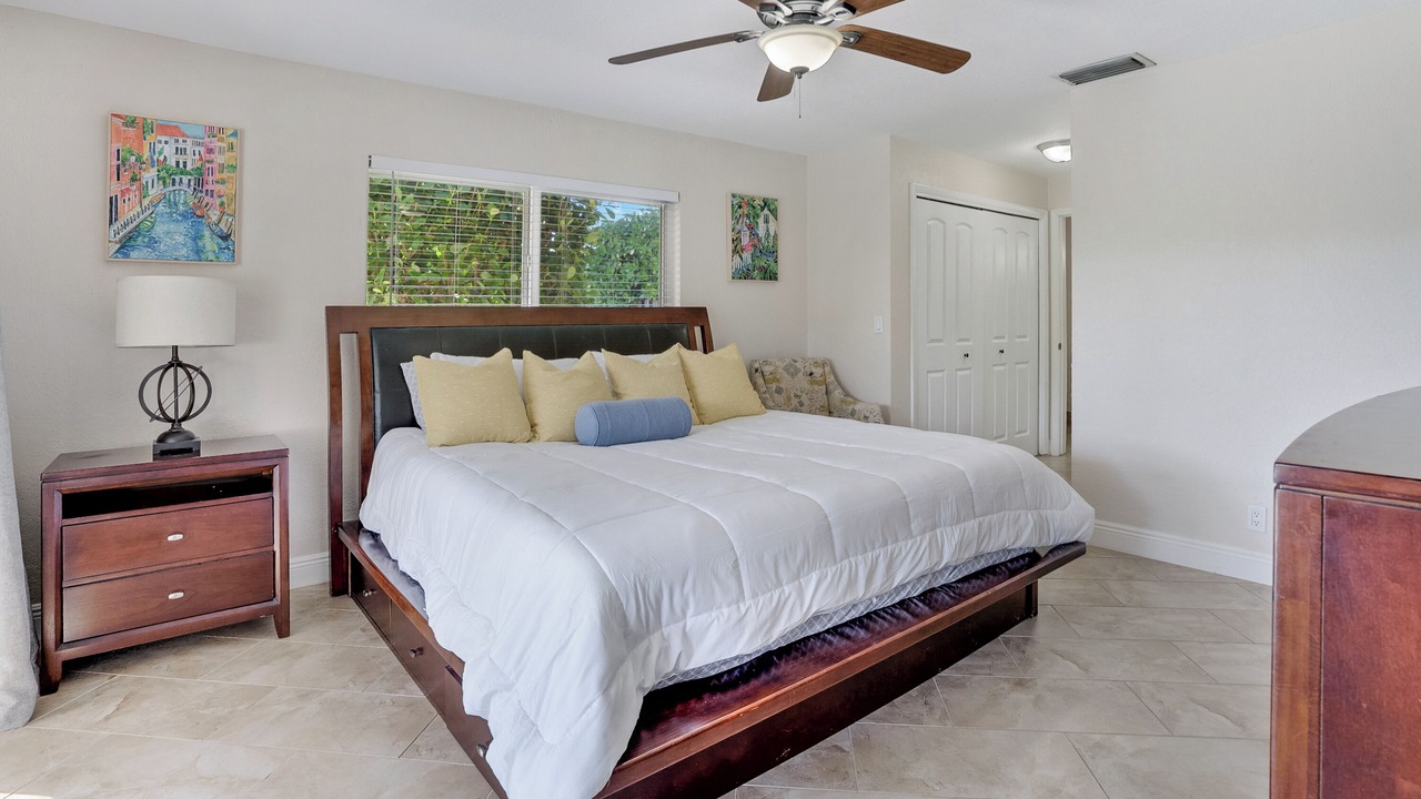 Photo of Bedroom in Broken Woods Estates