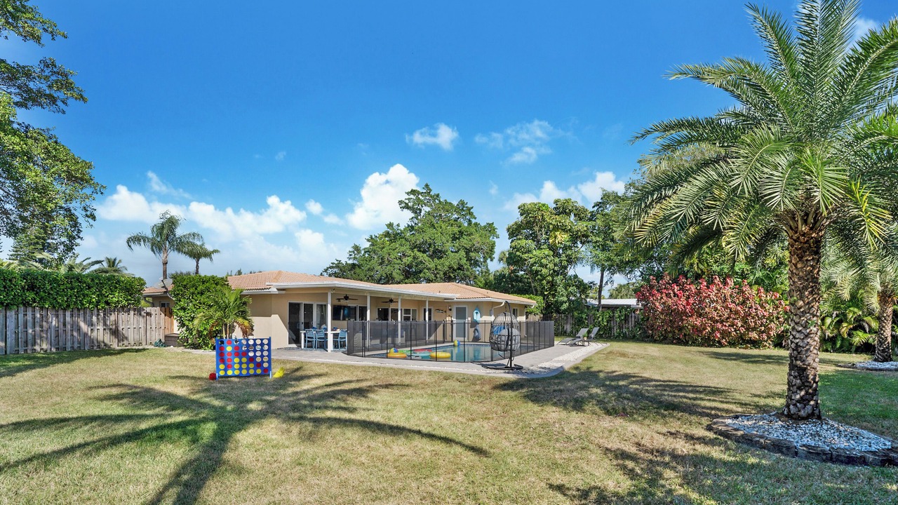 Photo of Outdoor in Broken Woods Estates