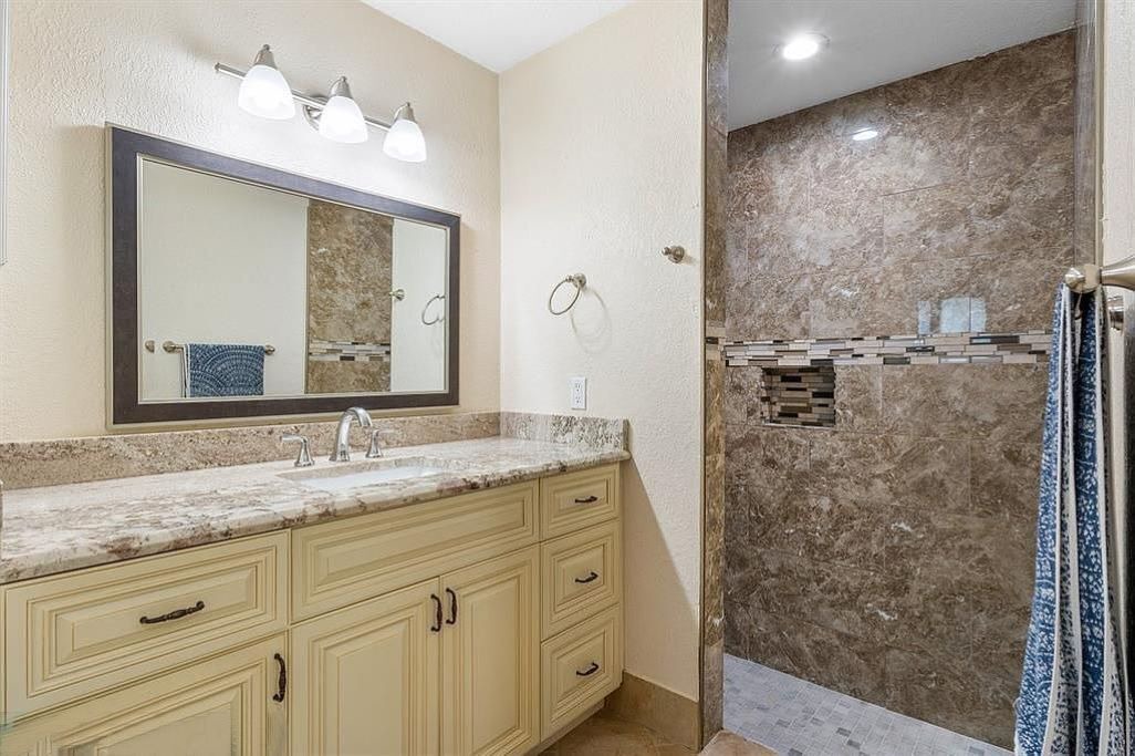 Photo of Bathroom in Broken Woods Estates