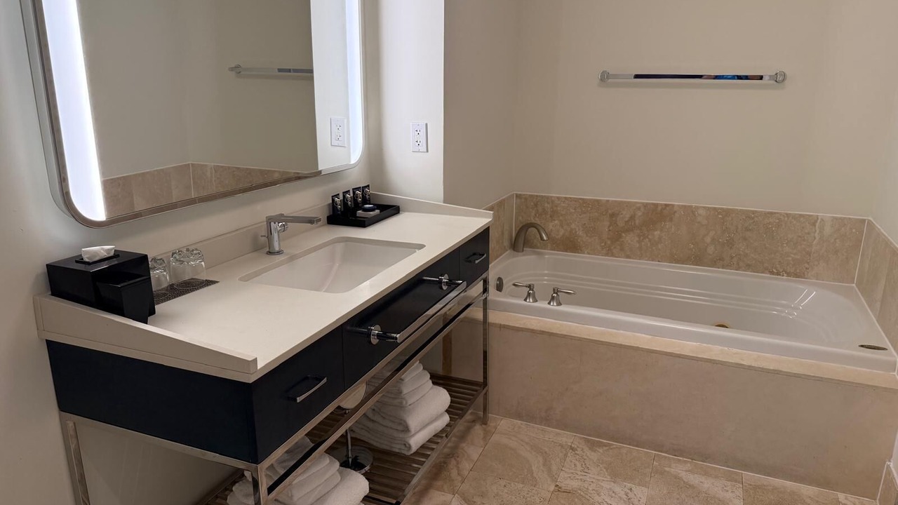 Photo of Bathroom in Mid Beach
