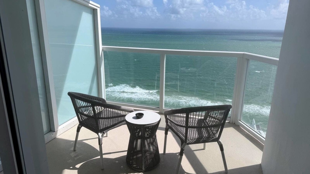 Photo of Outdoor in Mid Beach
