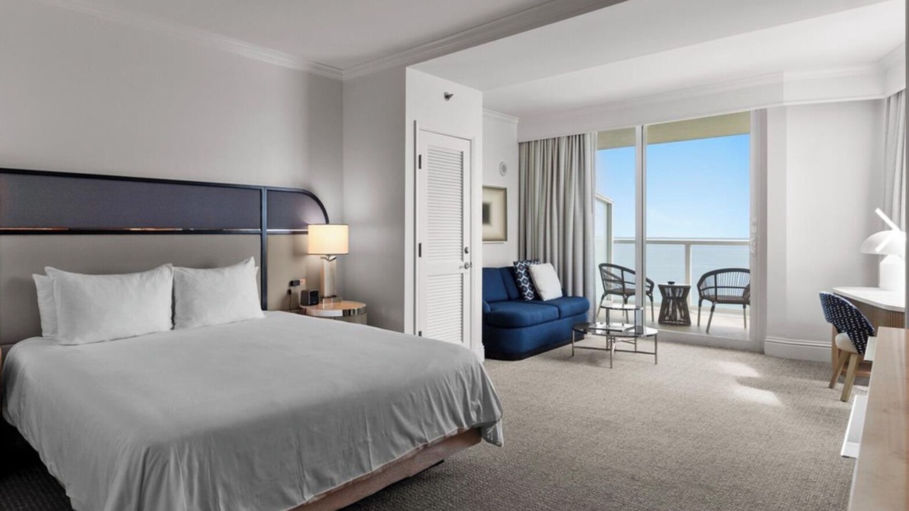 Photo of Bedroom in Mid Beach