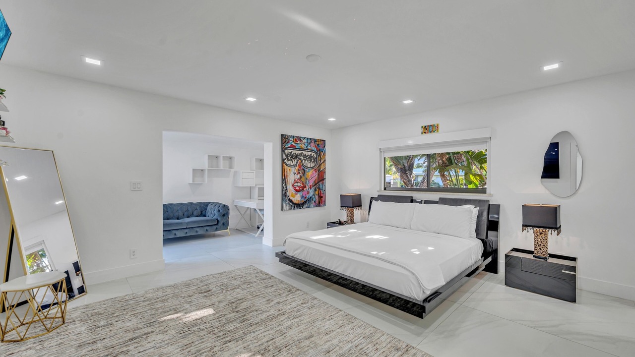 Photo of Bedroom in Coral Ridge