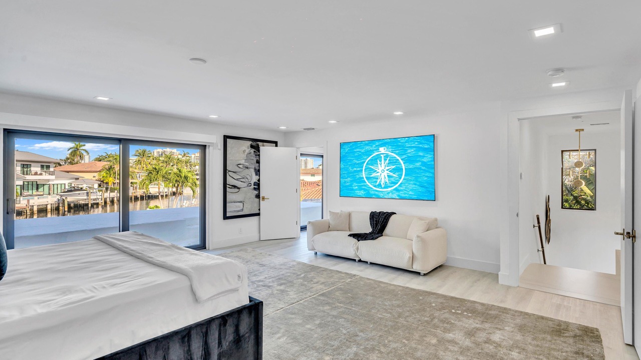 Photo of Bedroom in Coral Ridge