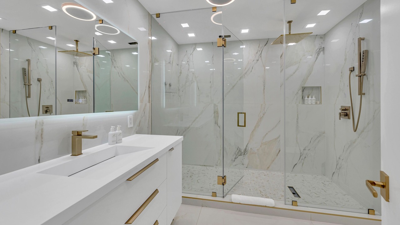Photo of Bathroom in Coral Ridge