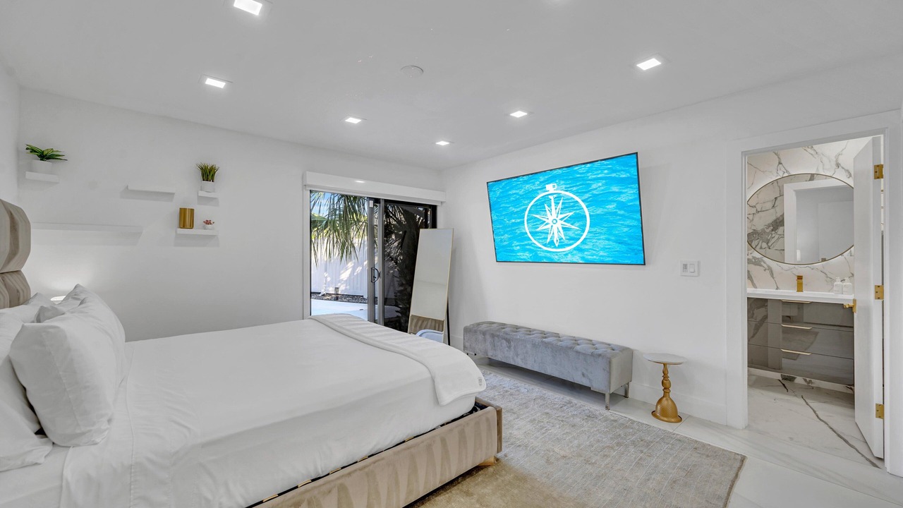 Photo of Bedroom in Coral Ridge