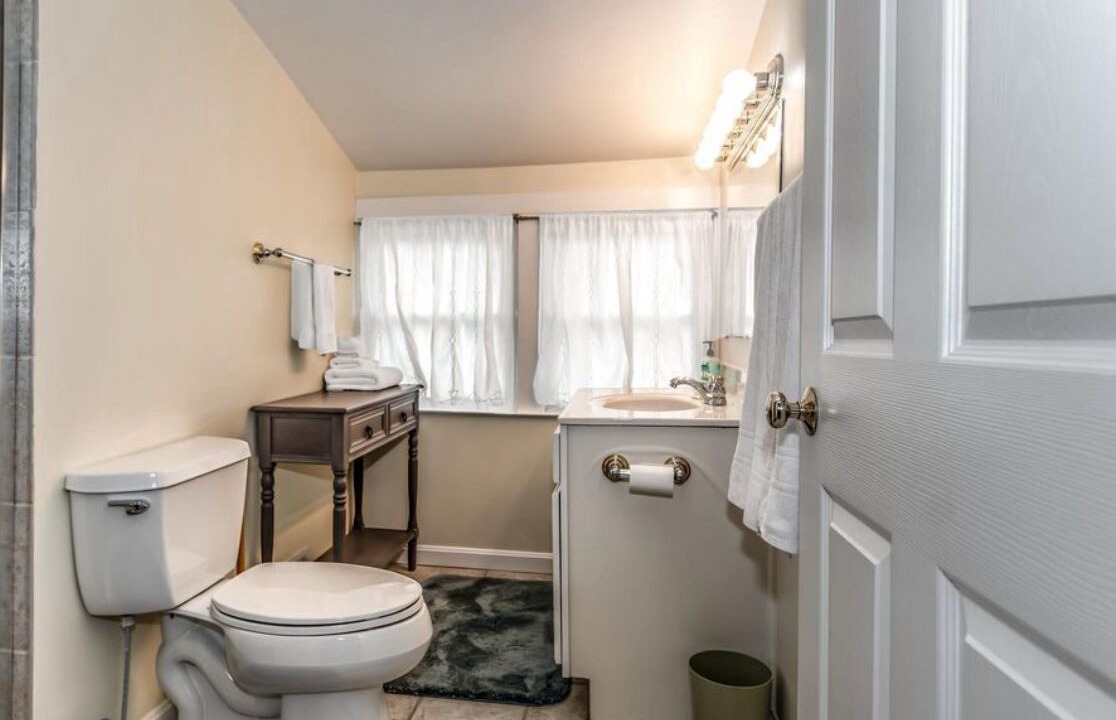 Photo of Bathroom in Rock Hall