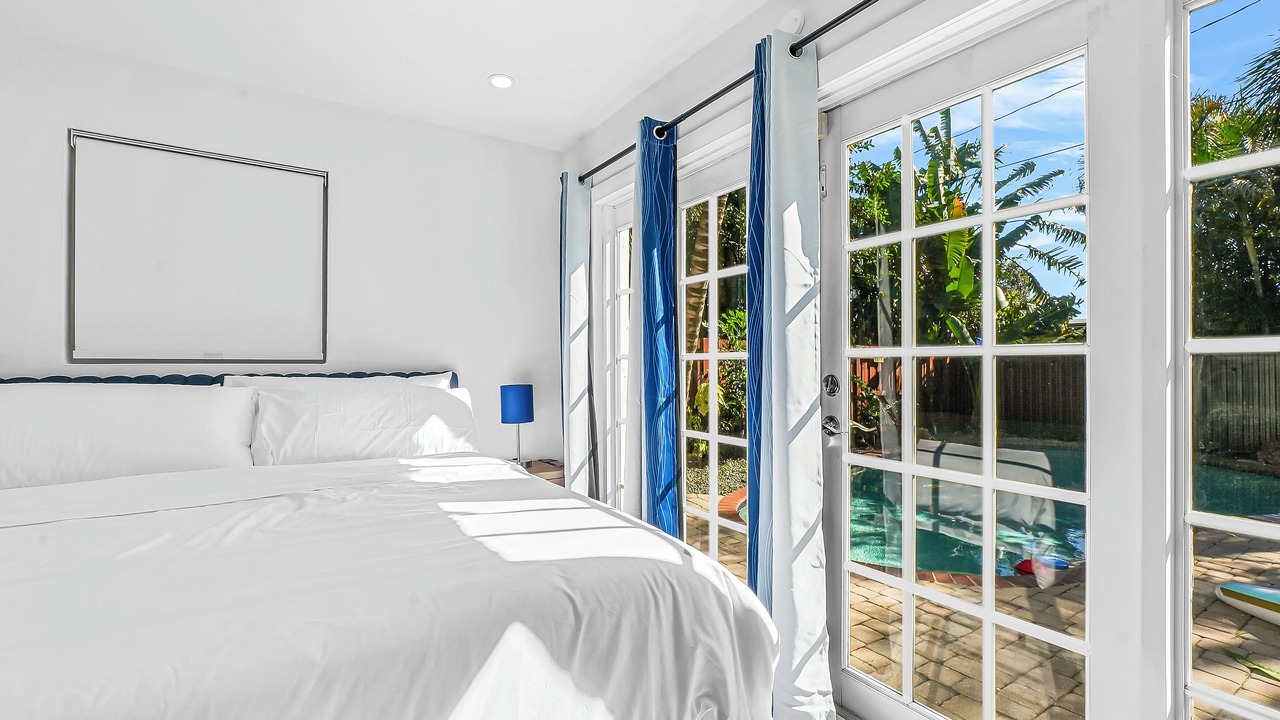 Photo of Bedroom in Riverland Village